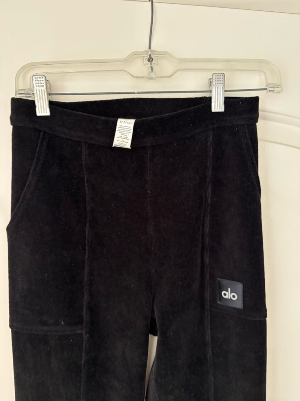 ALO Yoga Micro Corduroy High-Waist Winter Break Flare Pant - Black, SZ S - Picture 5 of 9